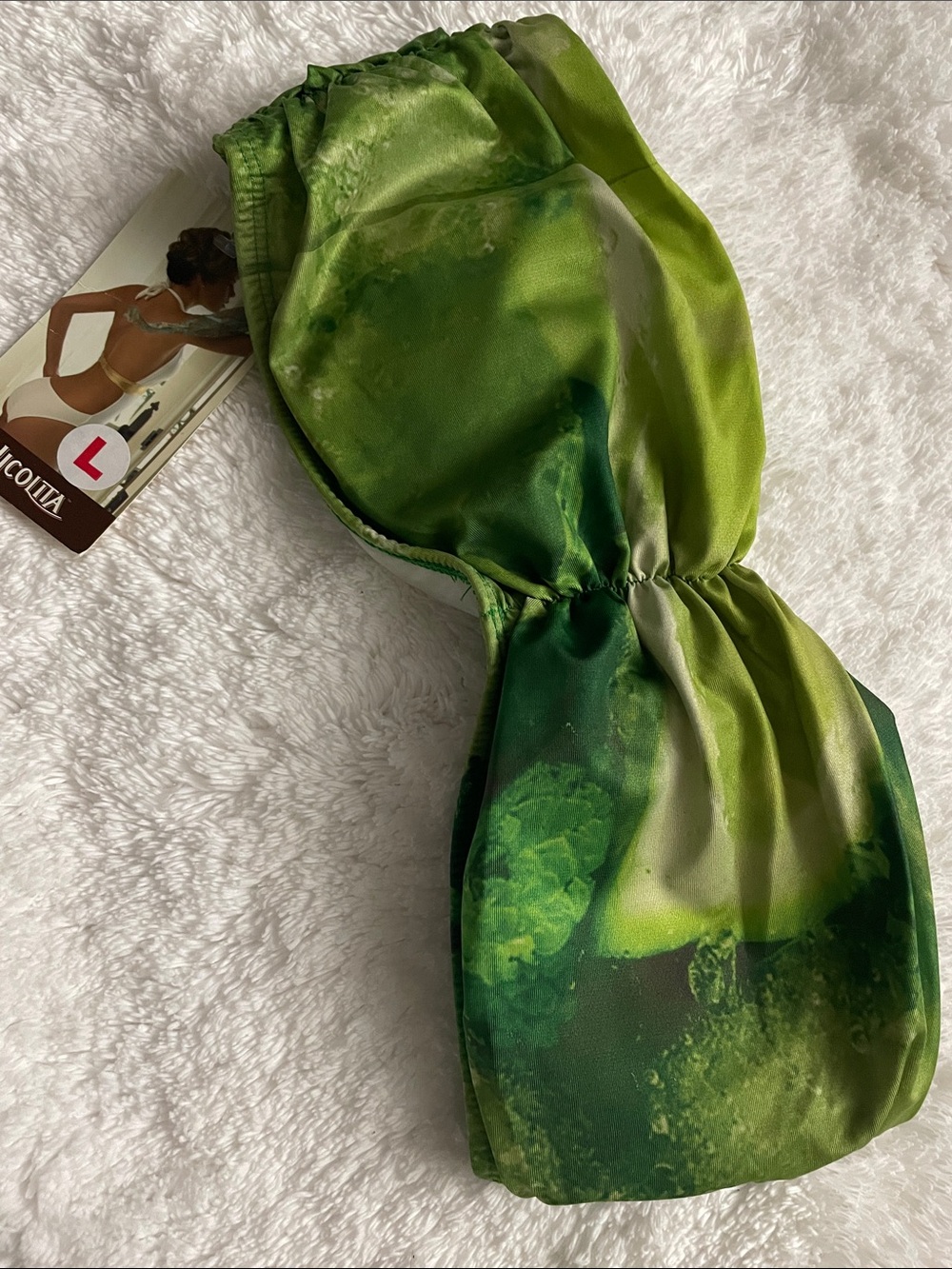 Nicolita Green Strapless bikini top